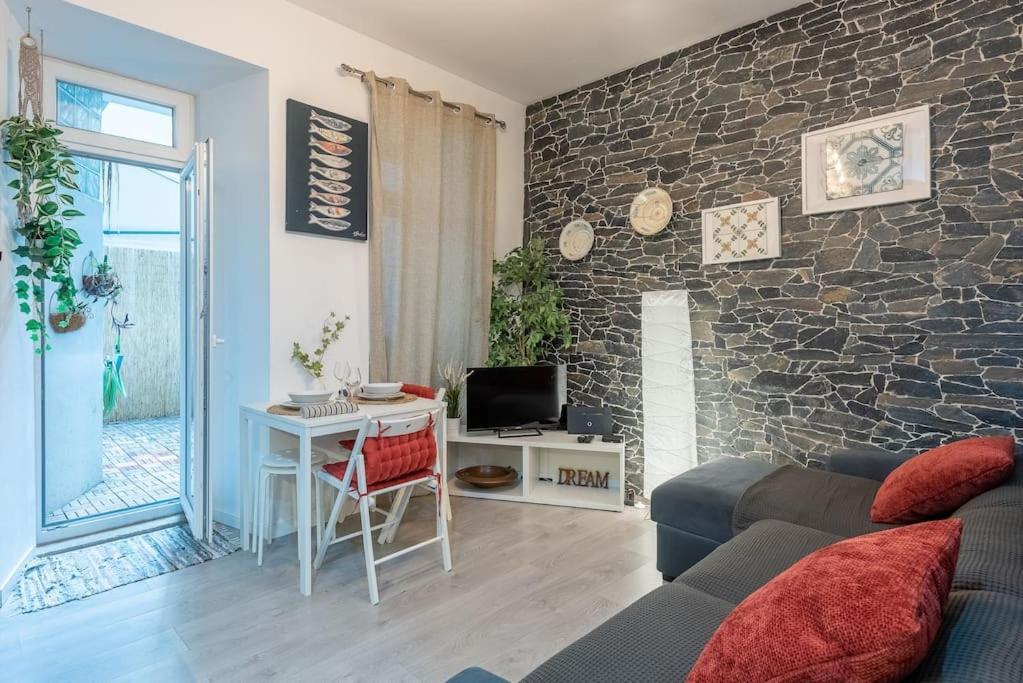 Modern Rustic Apartment In Graca Lisboa 外观 照片